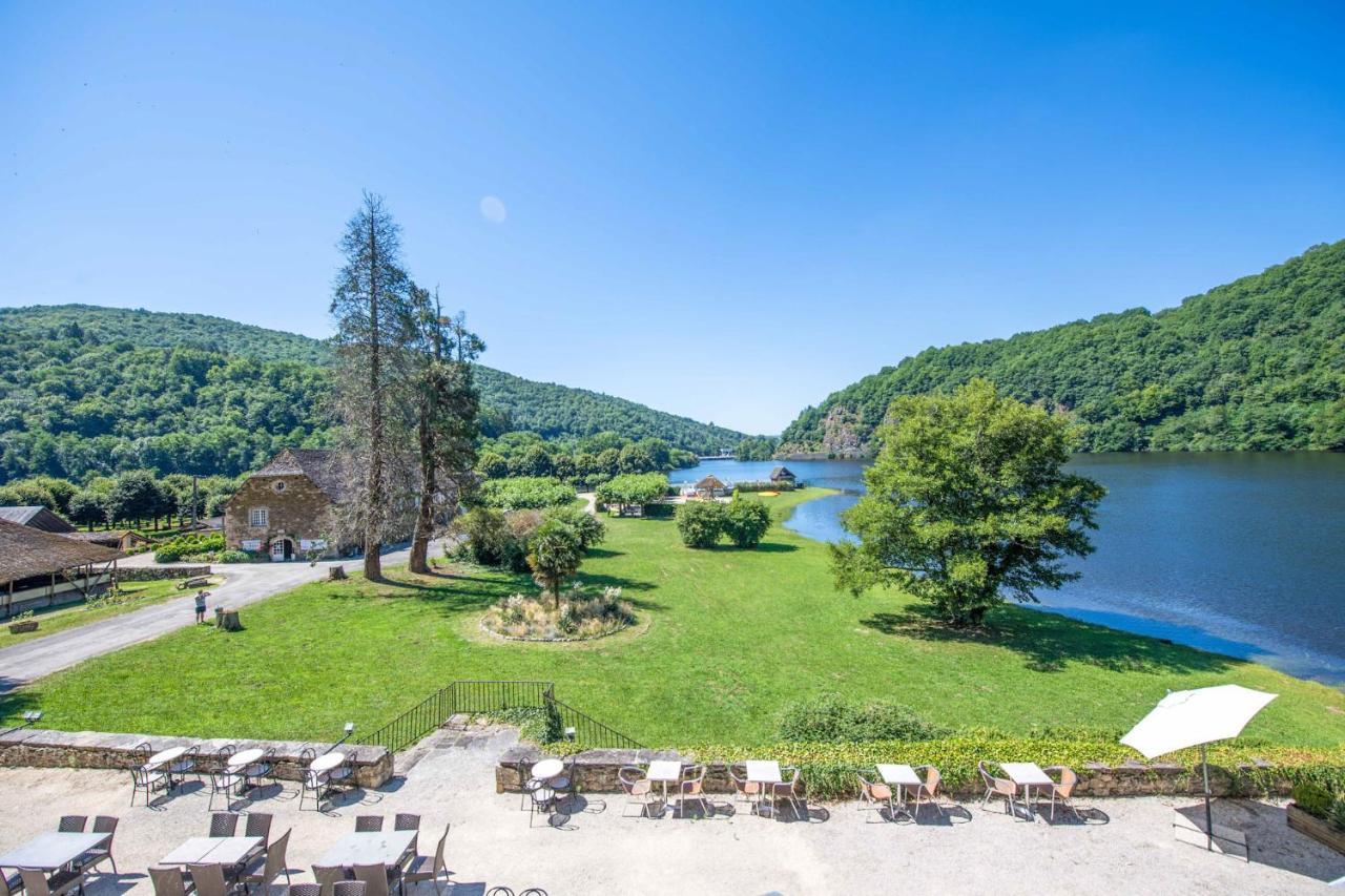Camping Le château du gibanel Saint-Martial-Entraygues Exterior foto